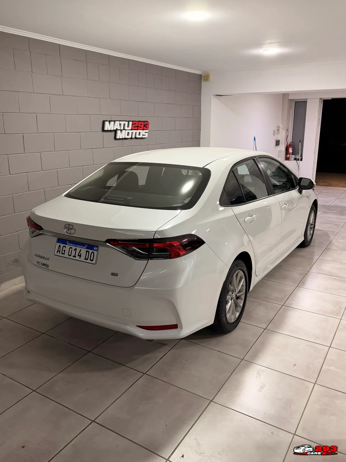 Toyota Corolla 2023 — foto 2