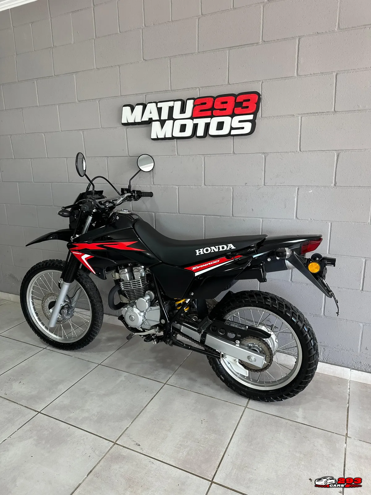 HONDA TORNADO 2023 — foto 6