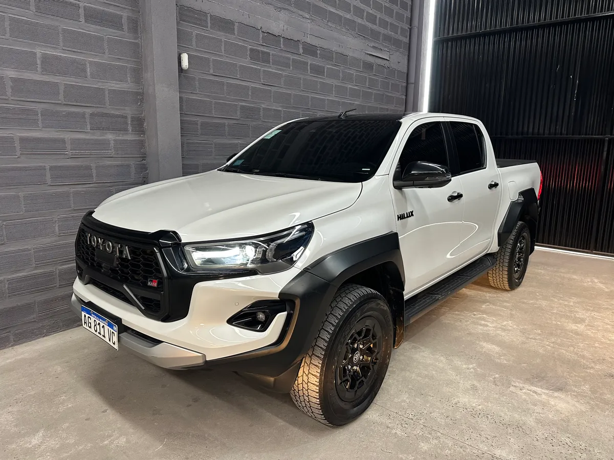 Toyota Hilux 2024 — foto 6