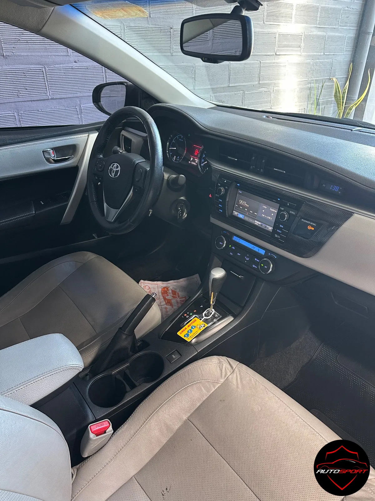 Toyota Corolla 2015 — foto 10