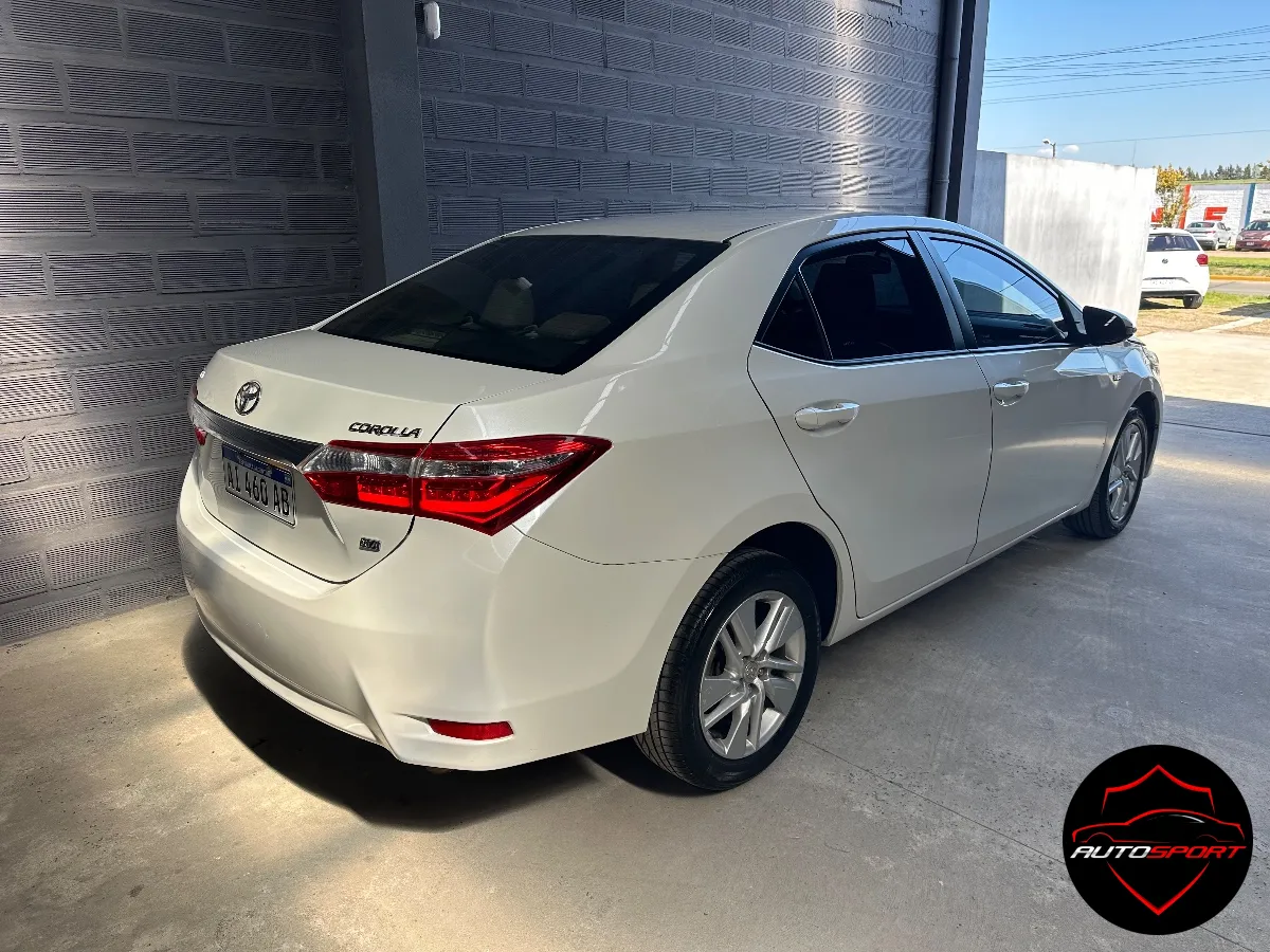 Toyota Corolla 2015 — foto 3