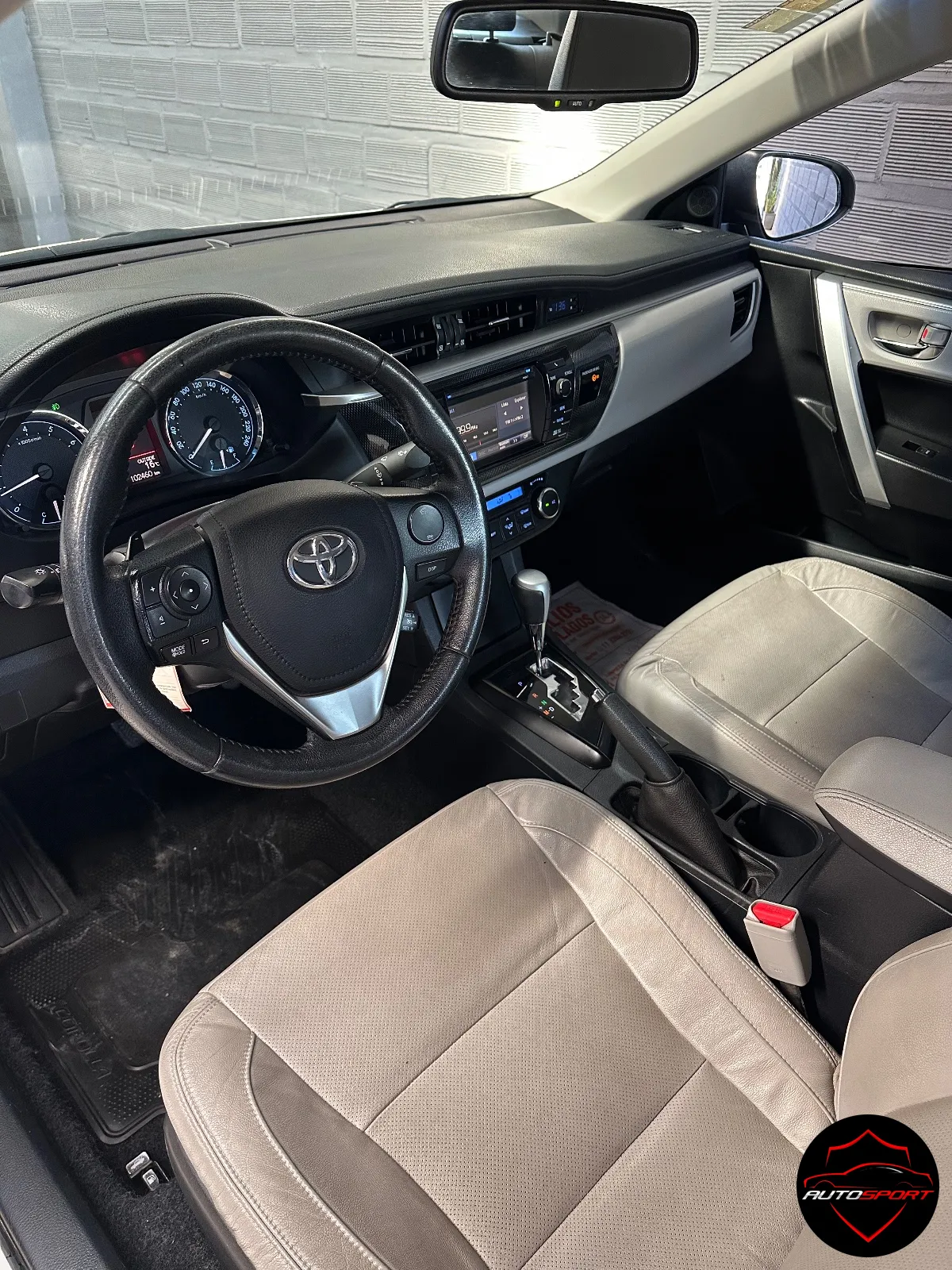 Toyota Corolla 2015 — foto 9