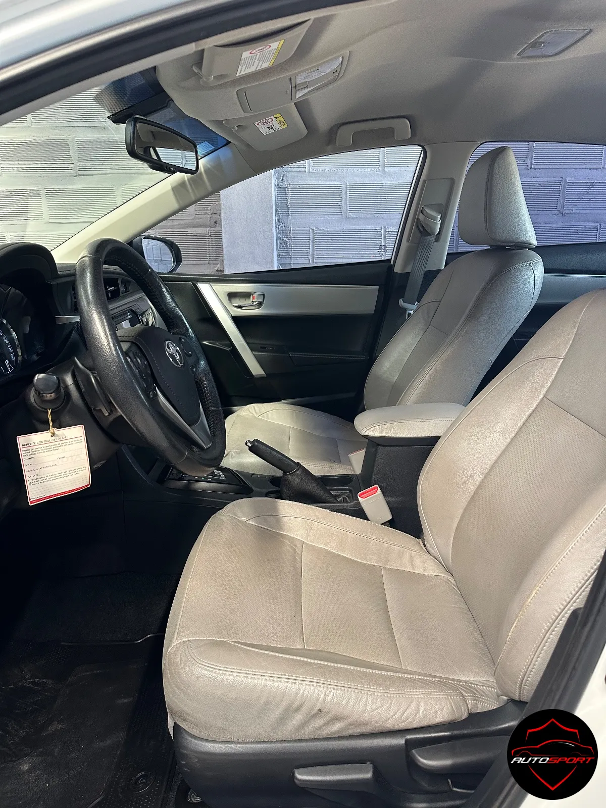 Toyota Corolla 2015 — foto 8