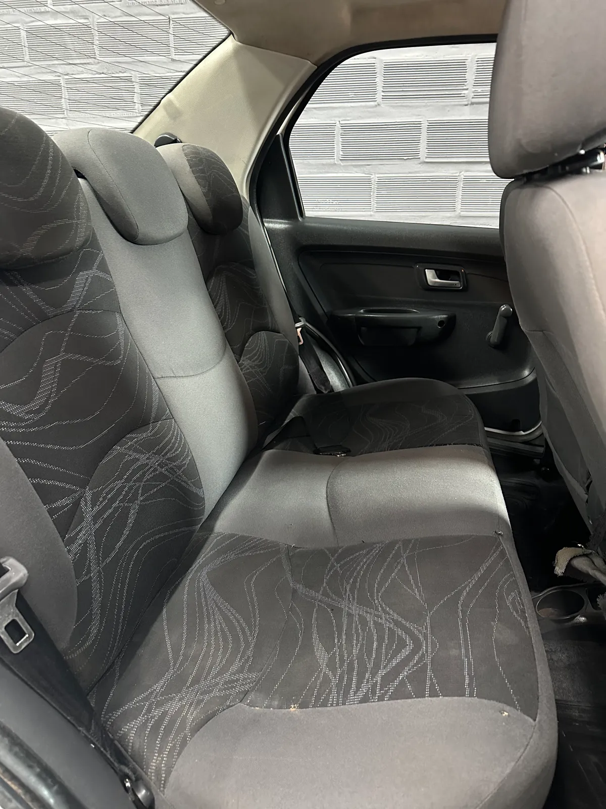 Fiat Siena 2016 — foto 9