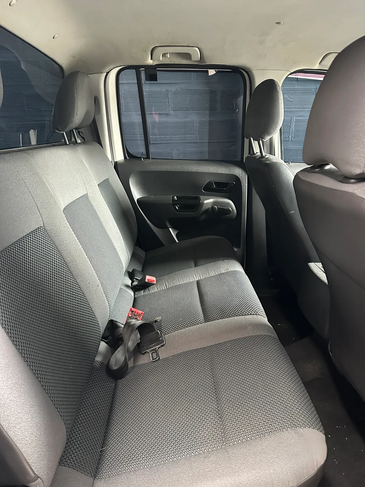 Volkswagen Amarok 2012 — foto 9