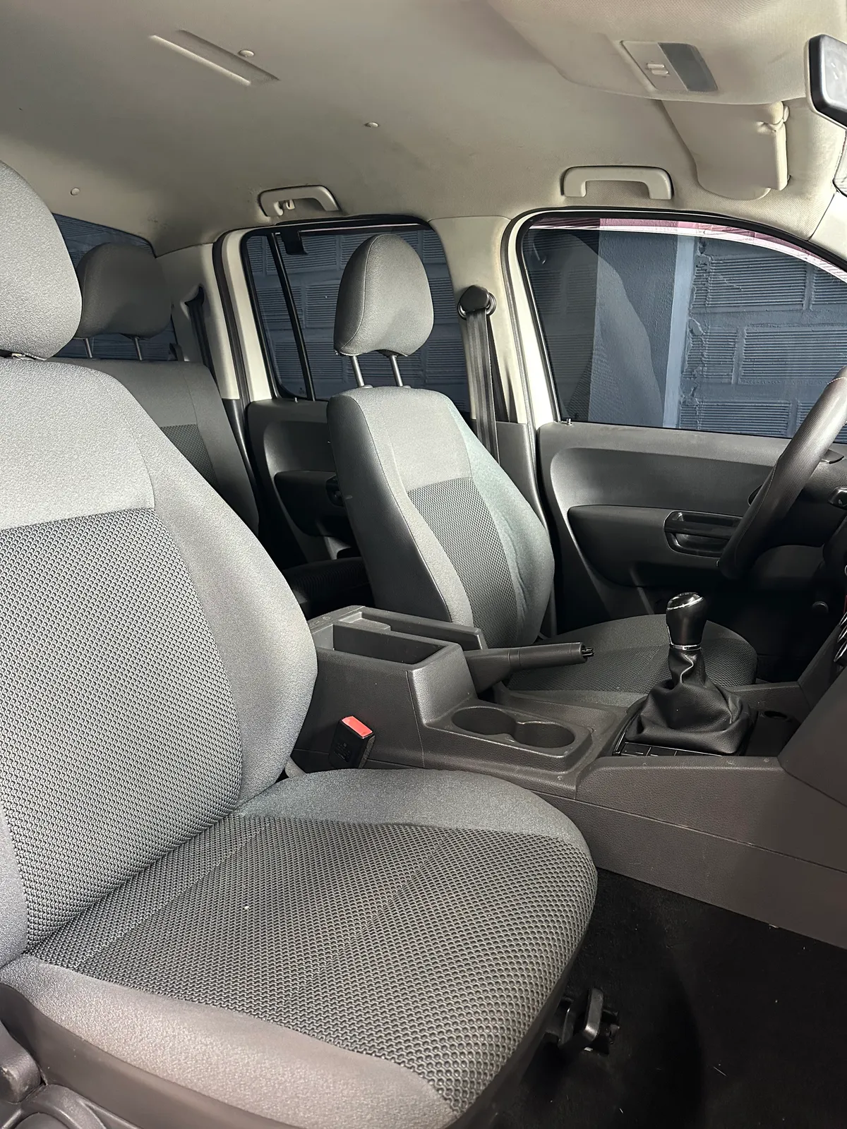 Volkswagen Amarok 2012 — foto 7