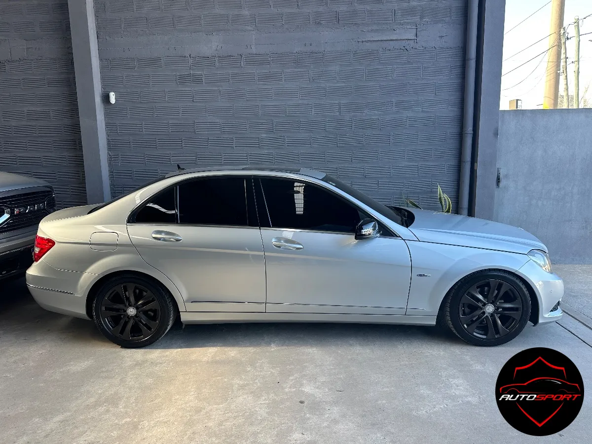 Mercedes benz C200 2012 — foto 2