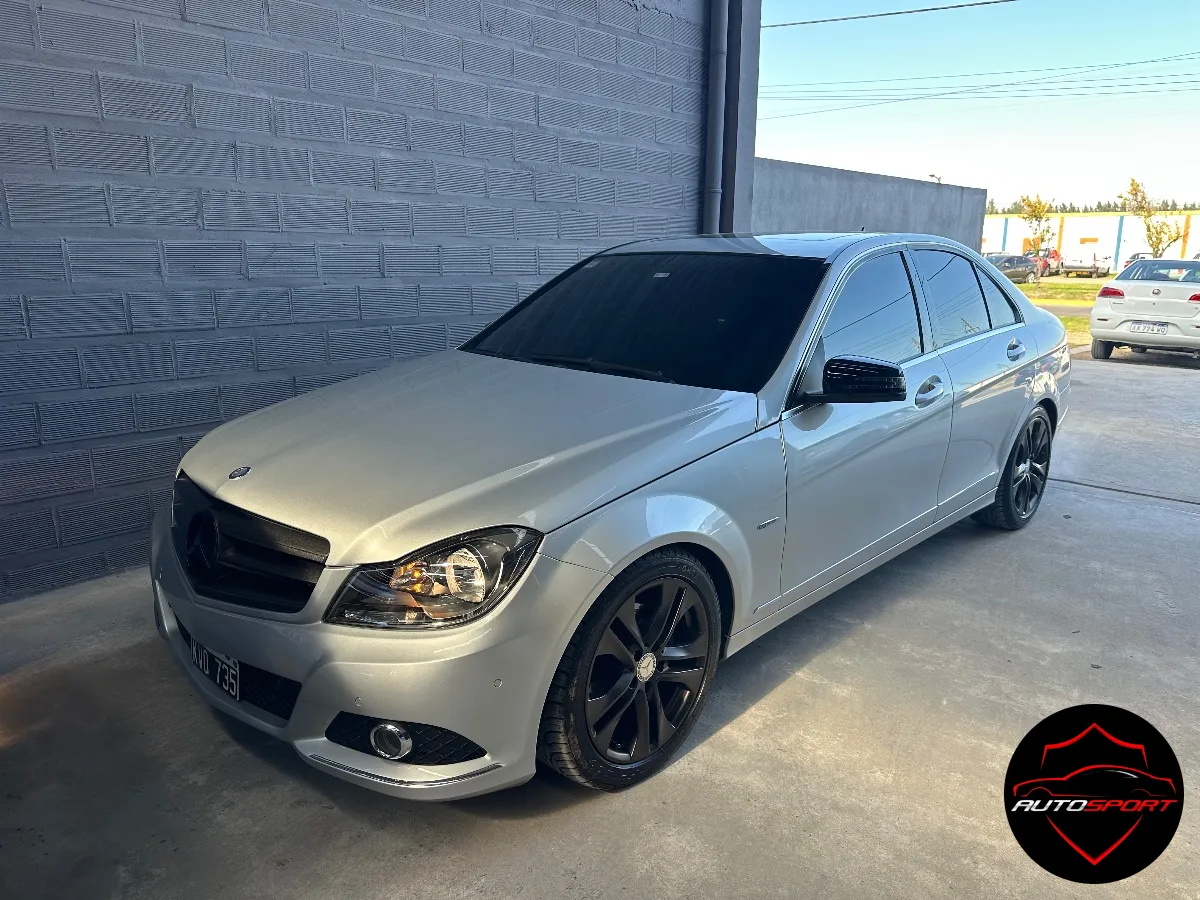 Mercedes benz C200 2012 — foto 4