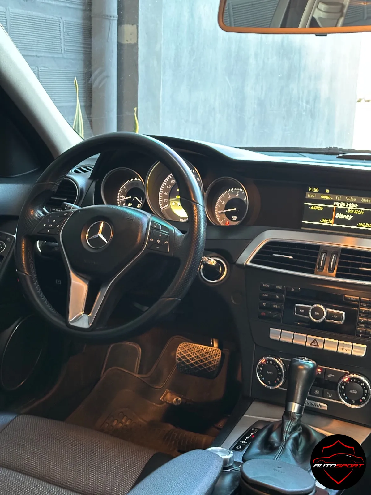 Mercedes benz C200 2012 — foto 7