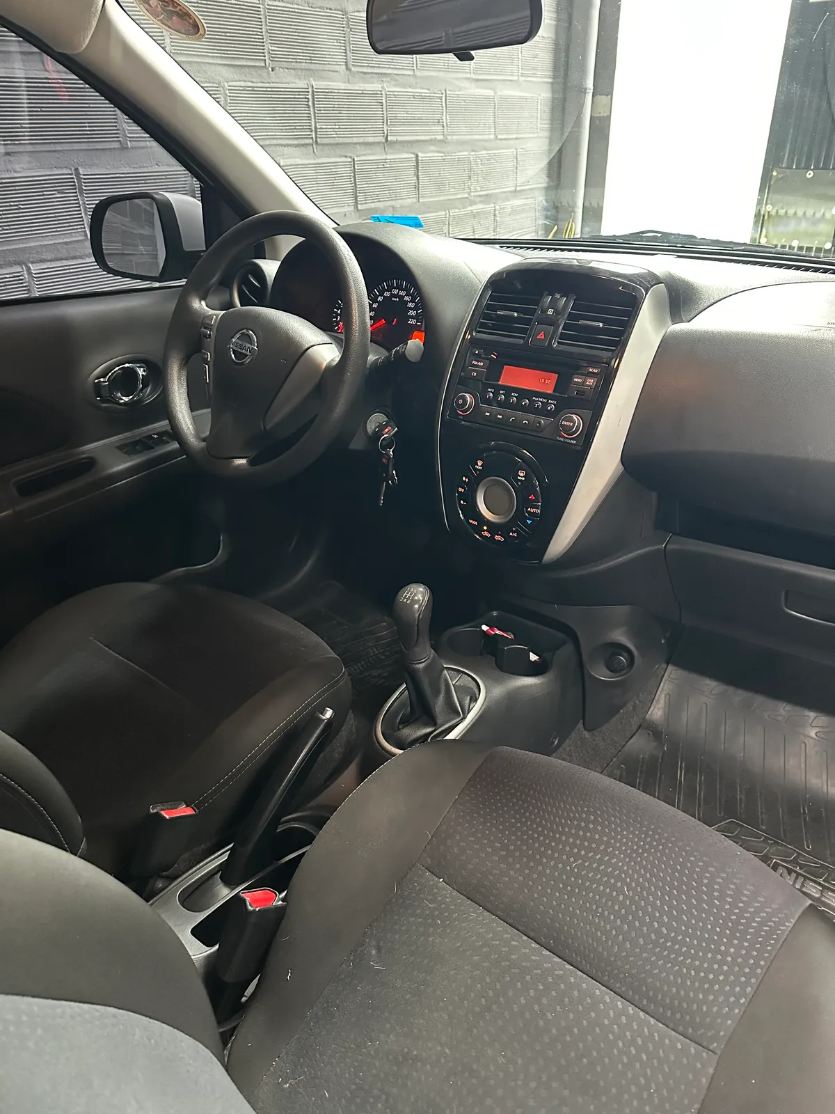 Nissan March 2018 — foto 8