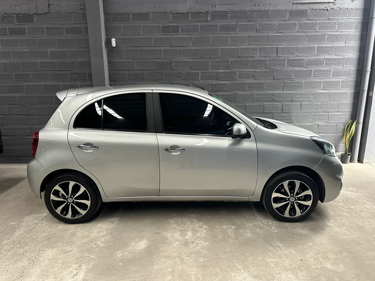 Nissan March 2018 — foto 2